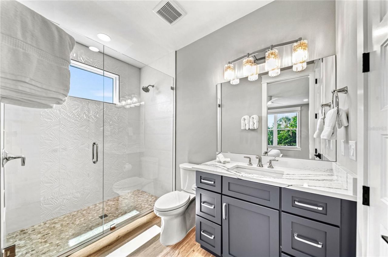 119 Avenida Messina, Sarasota, FL 34242 Photo