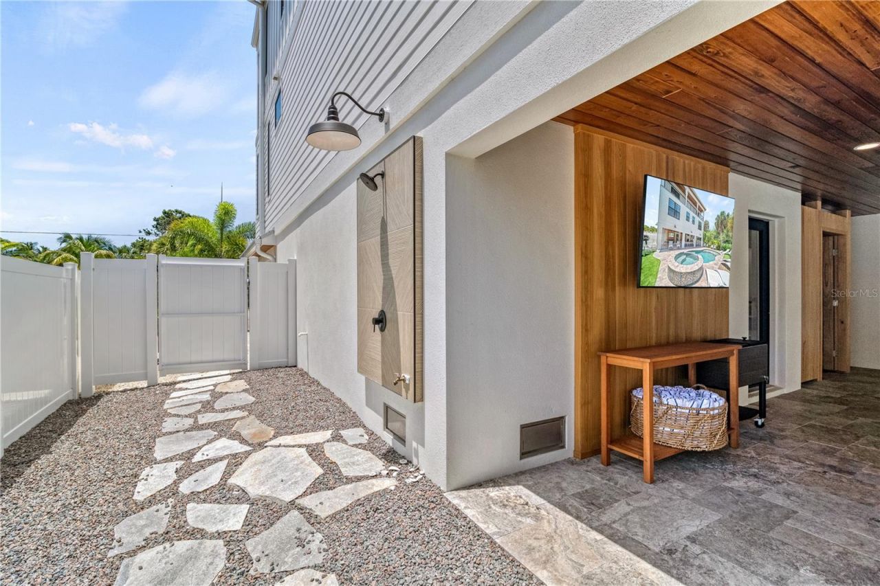 119 Avenida Messina, Sarasota, FL 34242 Photo