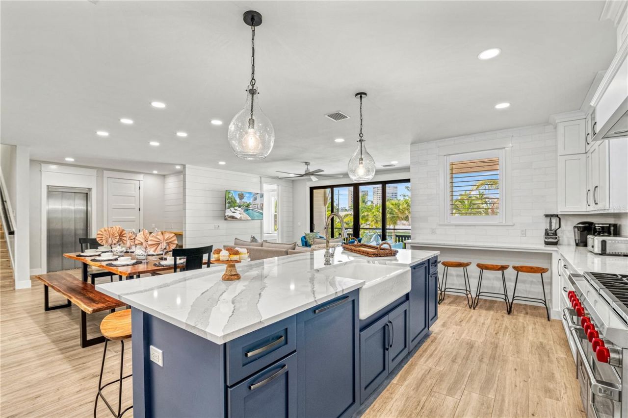 119 Avenida Messina, Sarasota, FL 34242 Photo