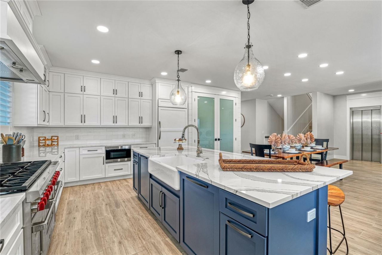 119 Avenida Messina, Sarasota, FL 34242 Photo