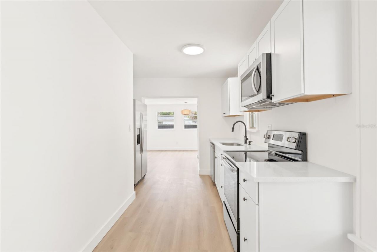 4550 21st Street N, Saint Petersburg, FL 33714 Photo