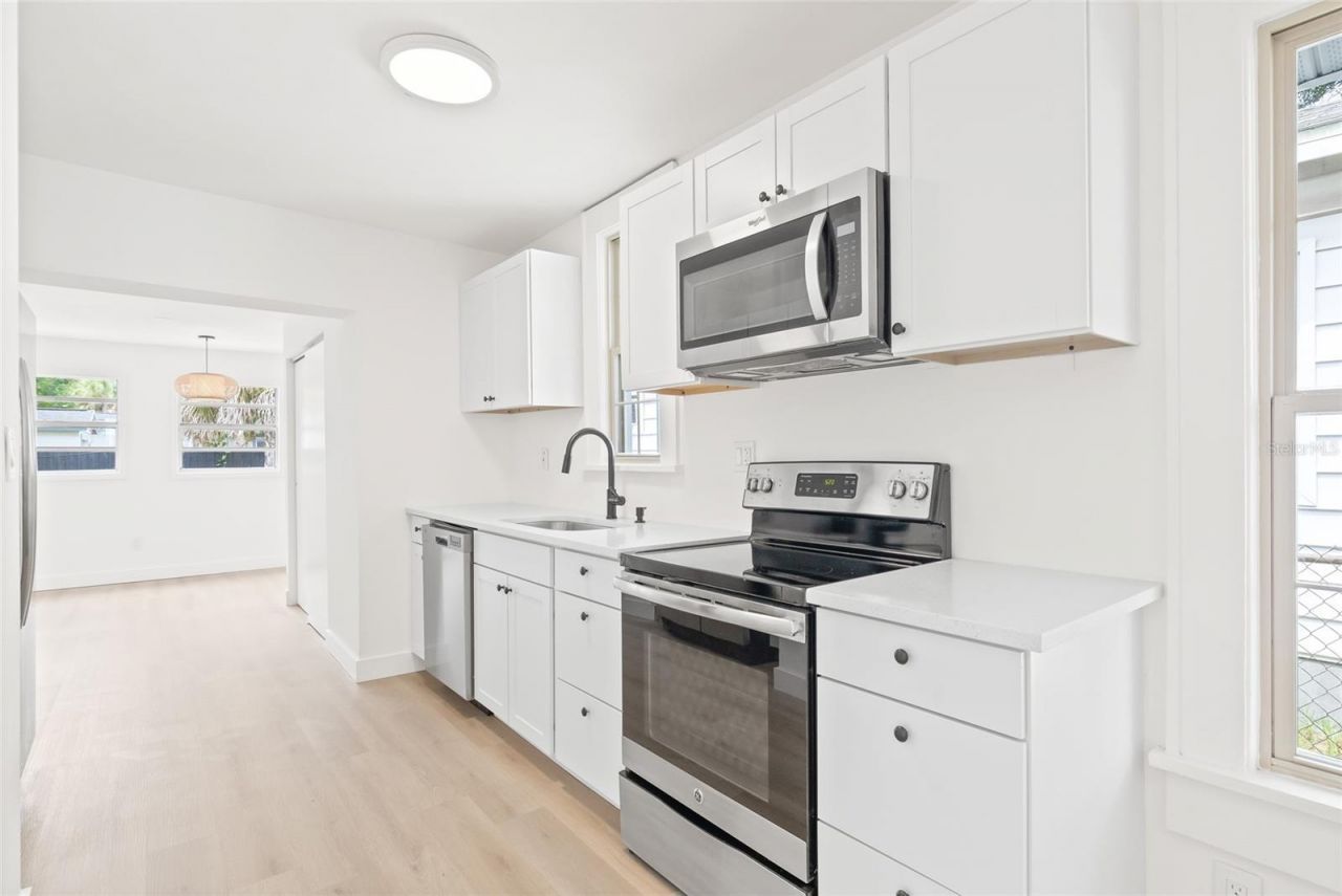 4550 21st Street N, Saint Petersburg, FL 33714 Photo