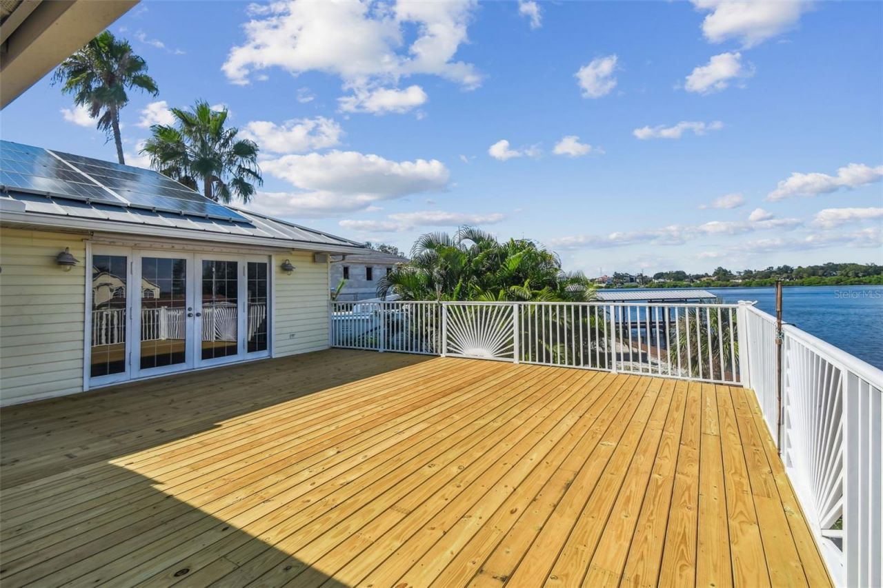 9914 Alavista Drive, Gibsonton, FL 33534 Photo