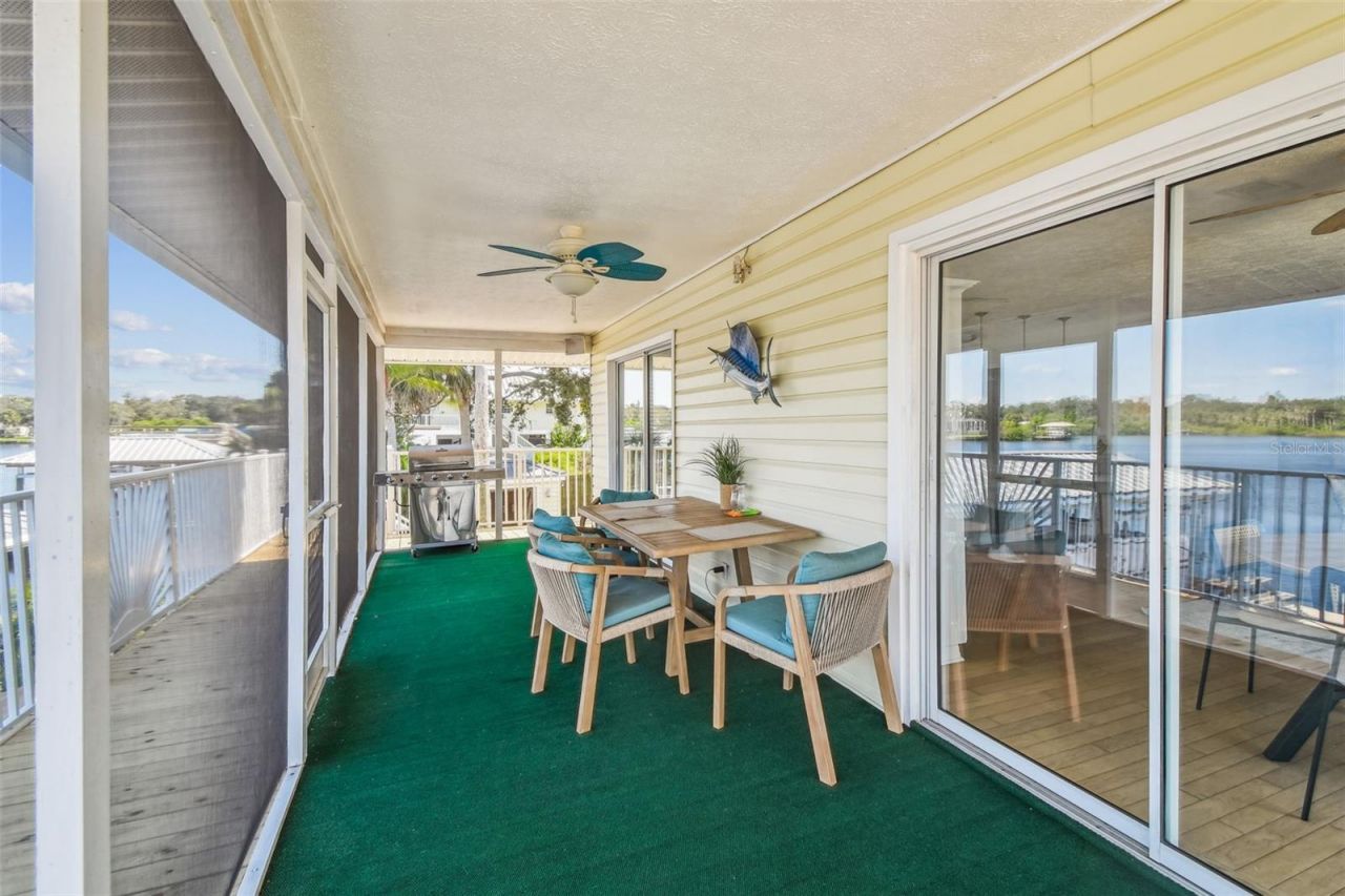 9914 Alavista Drive, Gibsonton, FL 33534 Photo