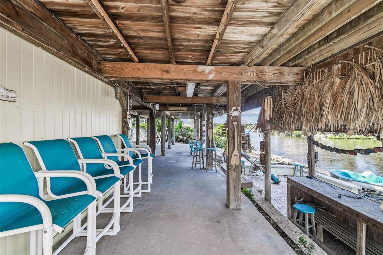 9914 Alavista Drive, Gibsonton, FL 33534 Photo