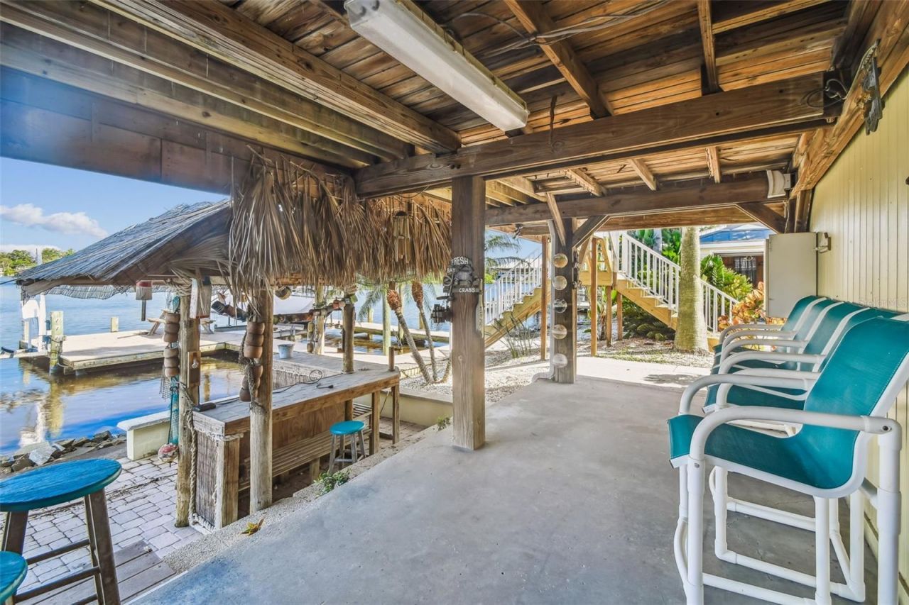 9914 Alavista Drive, Gibsonton, FL 33534 Photo