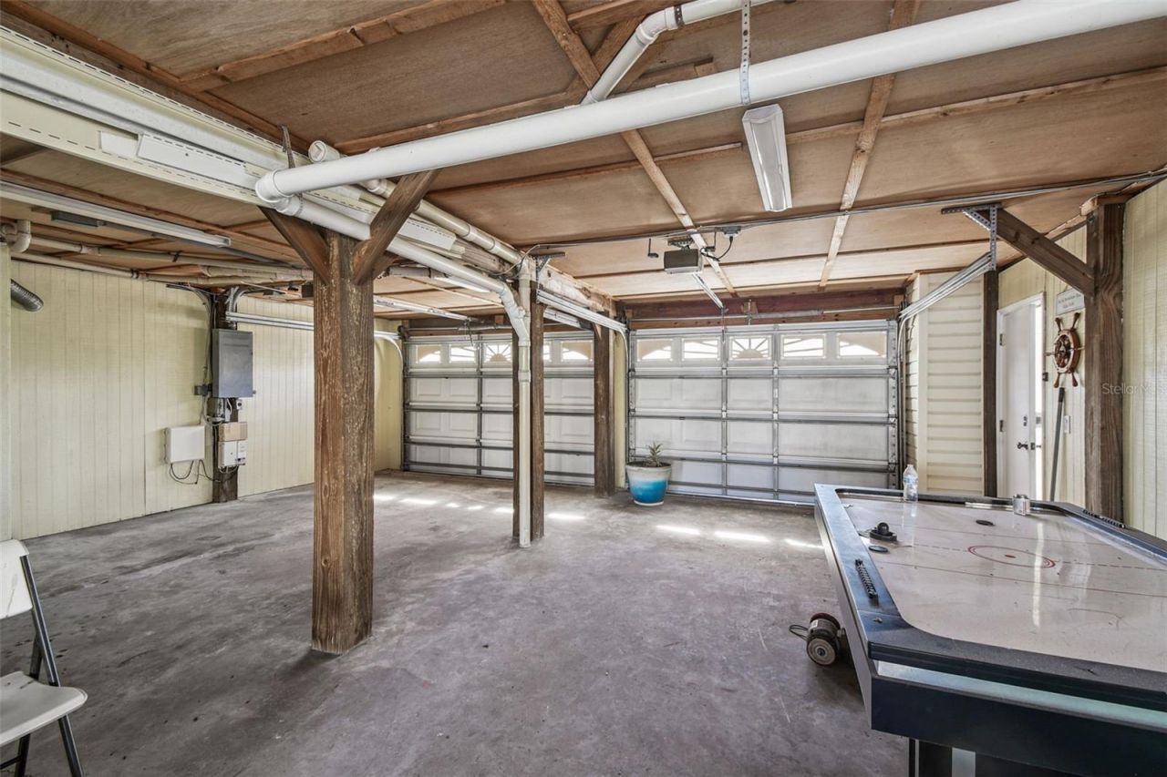 9914 Alavista Drive, Gibsonton, FL 33534 Photo