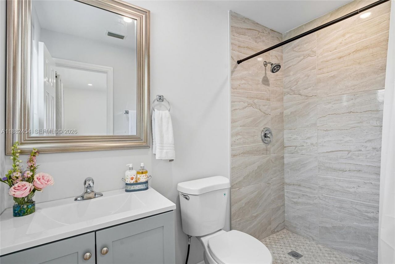 3024 N 73rd Ter, Hollywood, FL 33024 Photo