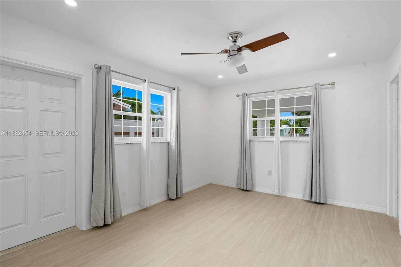 3024 N 73rd Ter, Hollywood, FL 33024 Photo