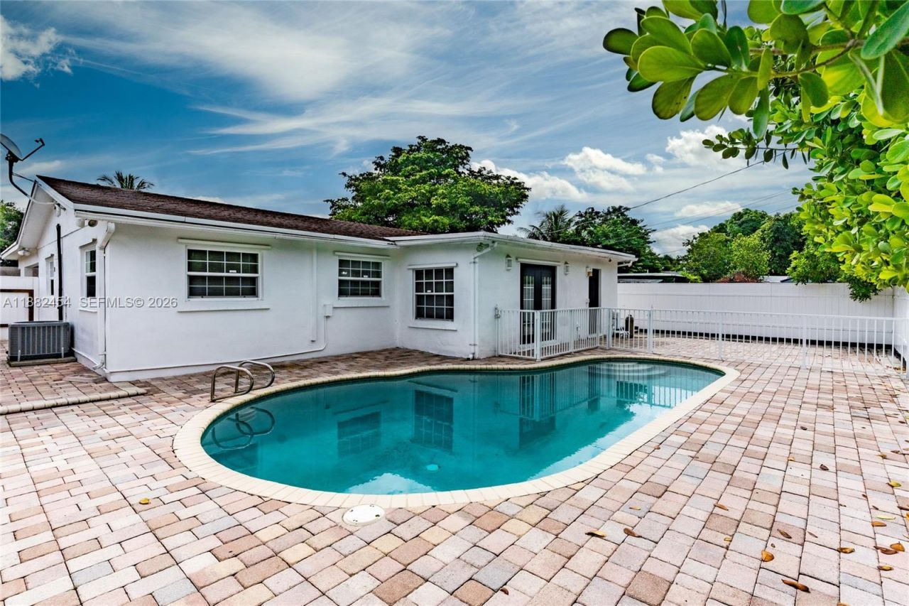 3024 N 73rd Ter, Hollywood, FL 33024 Photo