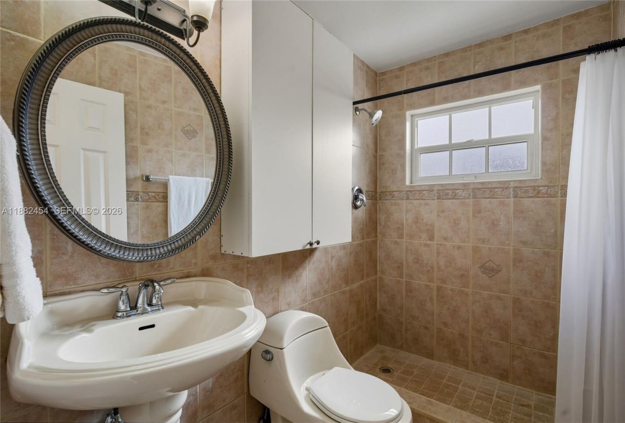 3024 N 73rd Ter, Hollywood, FL 33024 Photo