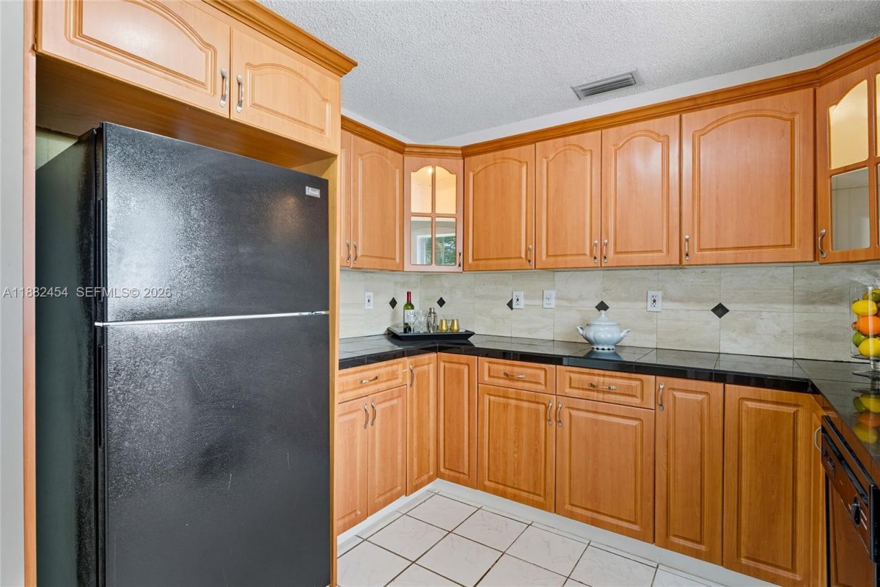 3024 N 73rd Ter, Hollywood, FL 33024 Photo