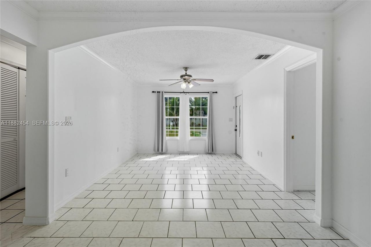 3024 N 73rd Ter, Hollywood, FL 33024 Photo