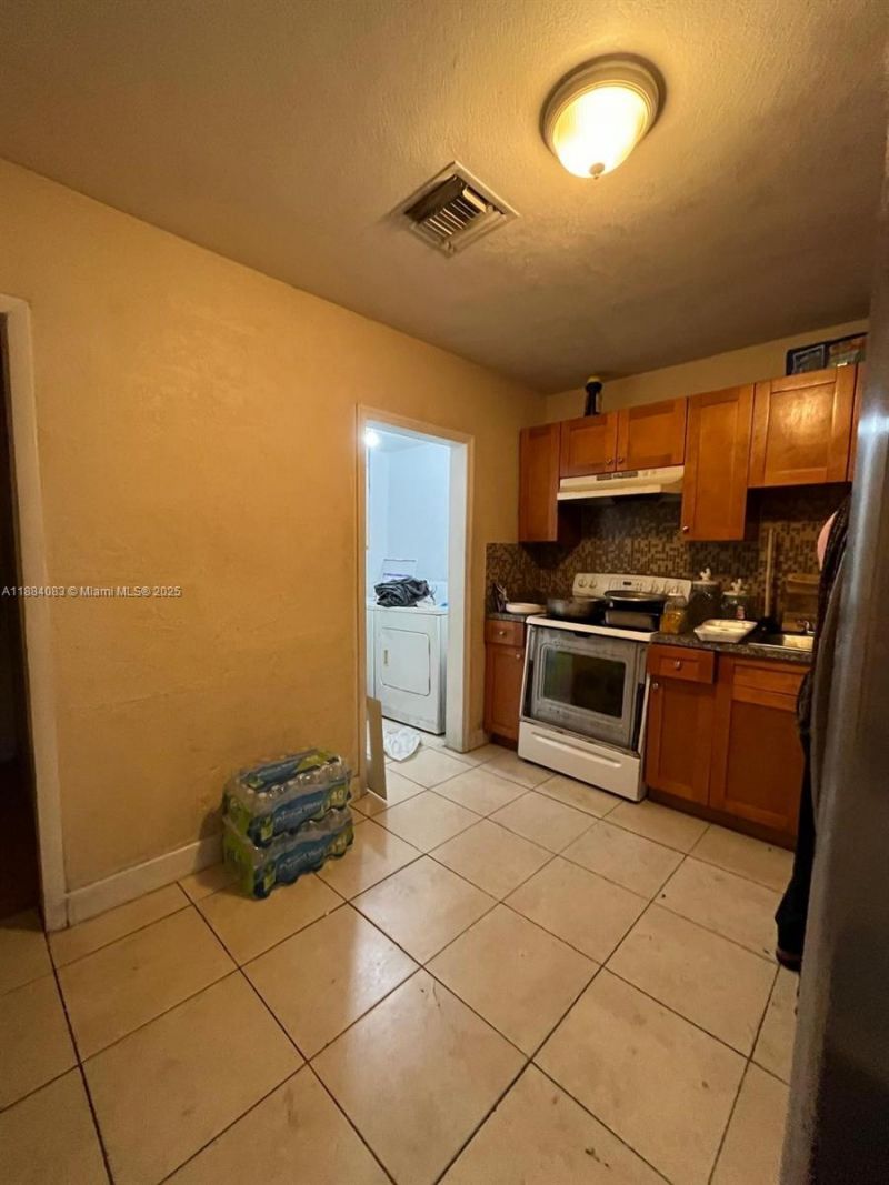 1012 18th St, West Palm Beach, FL 33407 Photo