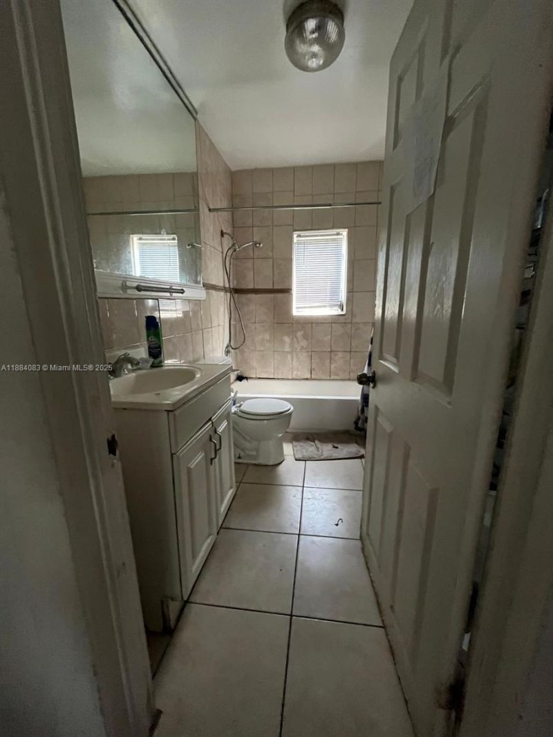 1012 18th St, West Palm Beach, FL 33407 Photo