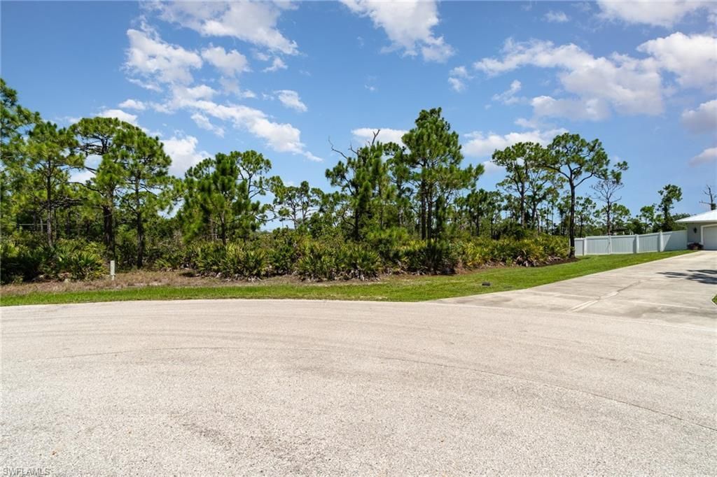 9437 Treasure Lake Ct, Saint James City, FL 33956 Photo