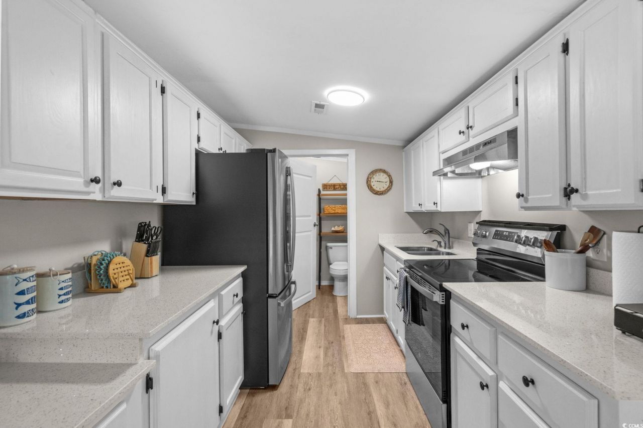 6001 - 1585 S Kings Hwy. Photo 18