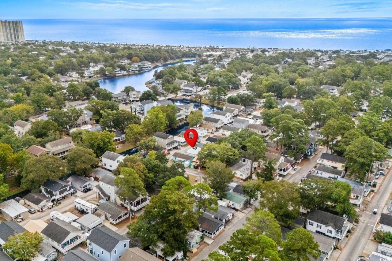 6001 - 1585 S Kings Hwy. Photo 40