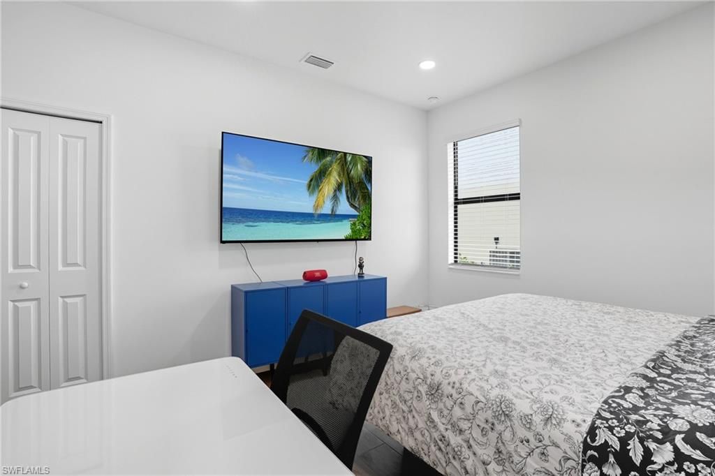 19050 Hanley Blvd, Estero, FL 33928 Photo