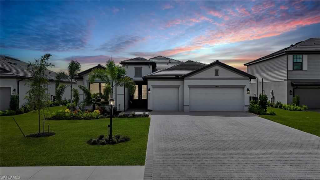 19050 Hanley Blvd, Estero, FL 33928 Photo