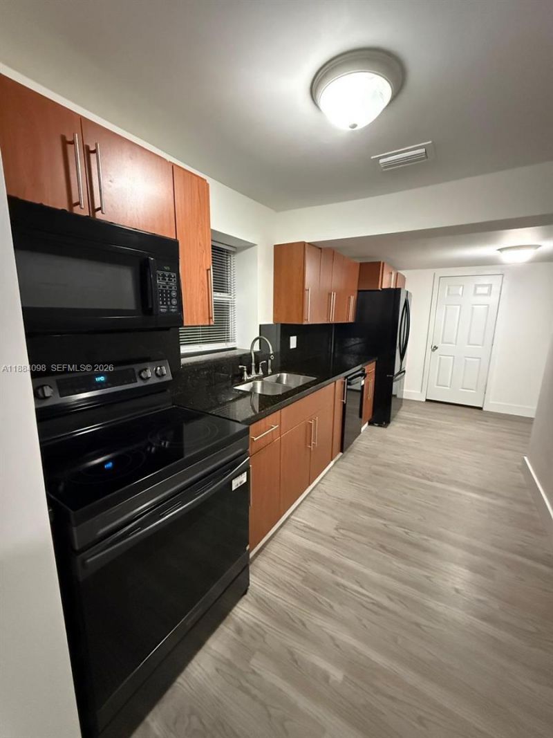 1056 NE Scott Street, Live Oak, FL 32064 Photo