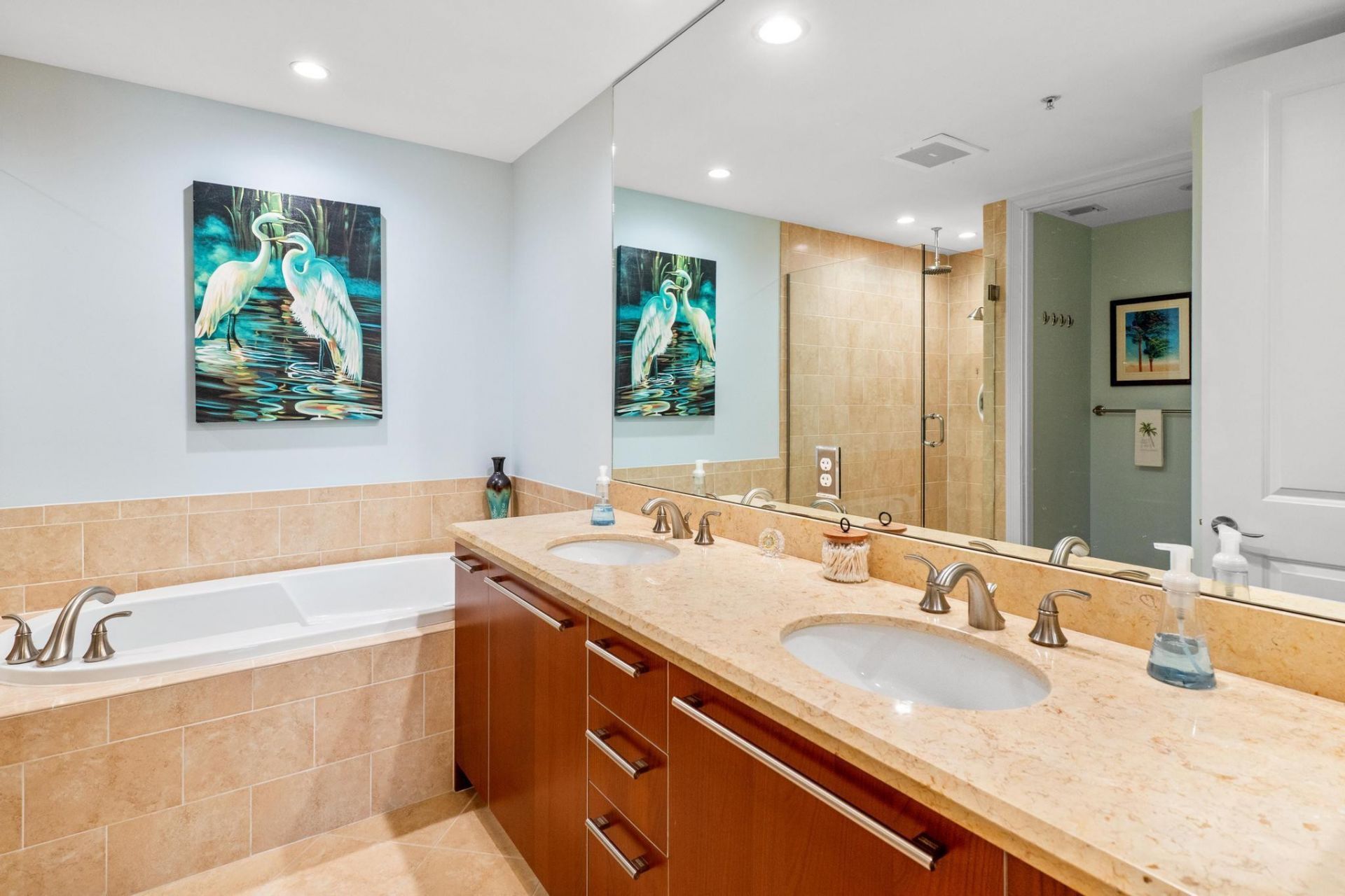 4445 El Mar Drive, Unit 209, Lauderdale by the Sea, FL 33308 Photo