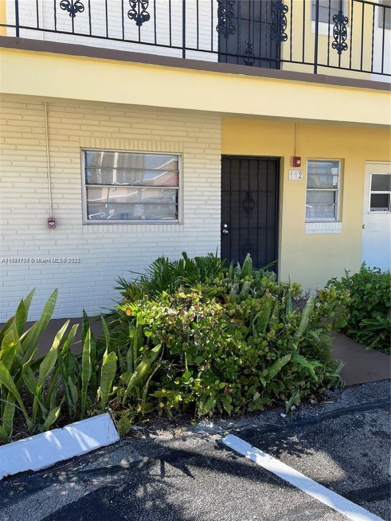 20201 NE 29th Ct, Unit D112, Aventura, FL 33180 Photo