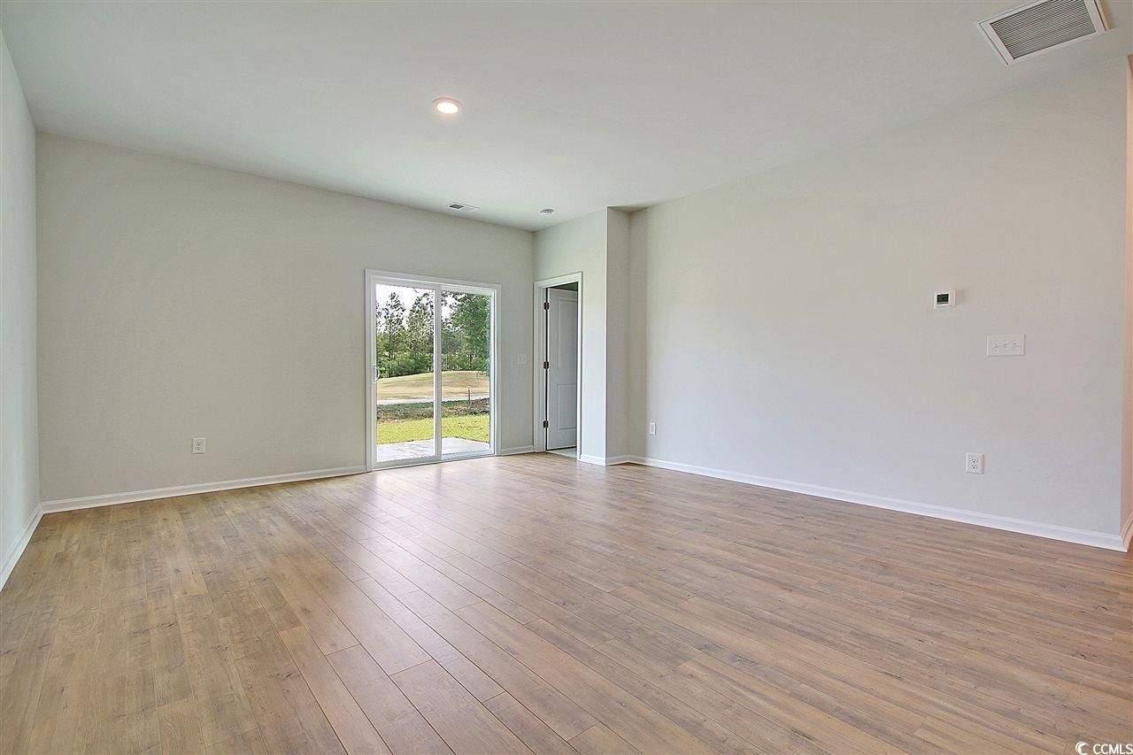 1100 Tibetan St. Photo 28