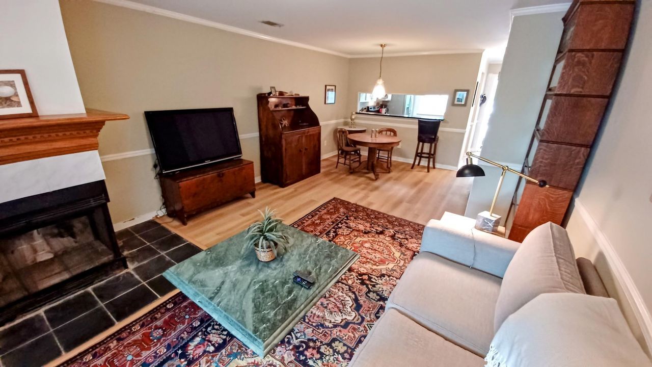 850 Ilex Court Photo 7