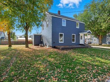 259 Cossairt Avenue W, Eden Valley, MN 55329