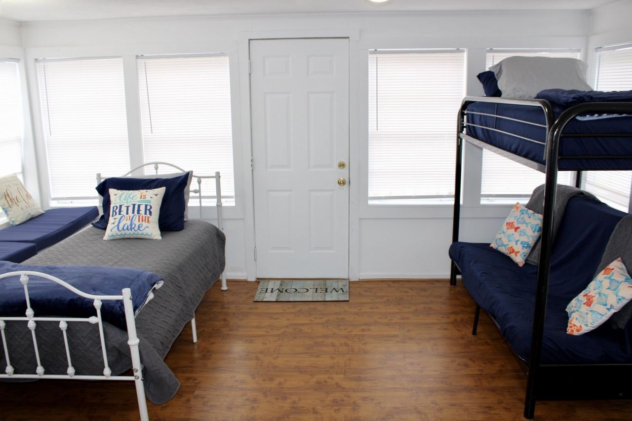 1277 Ackerman Drive Photo 5