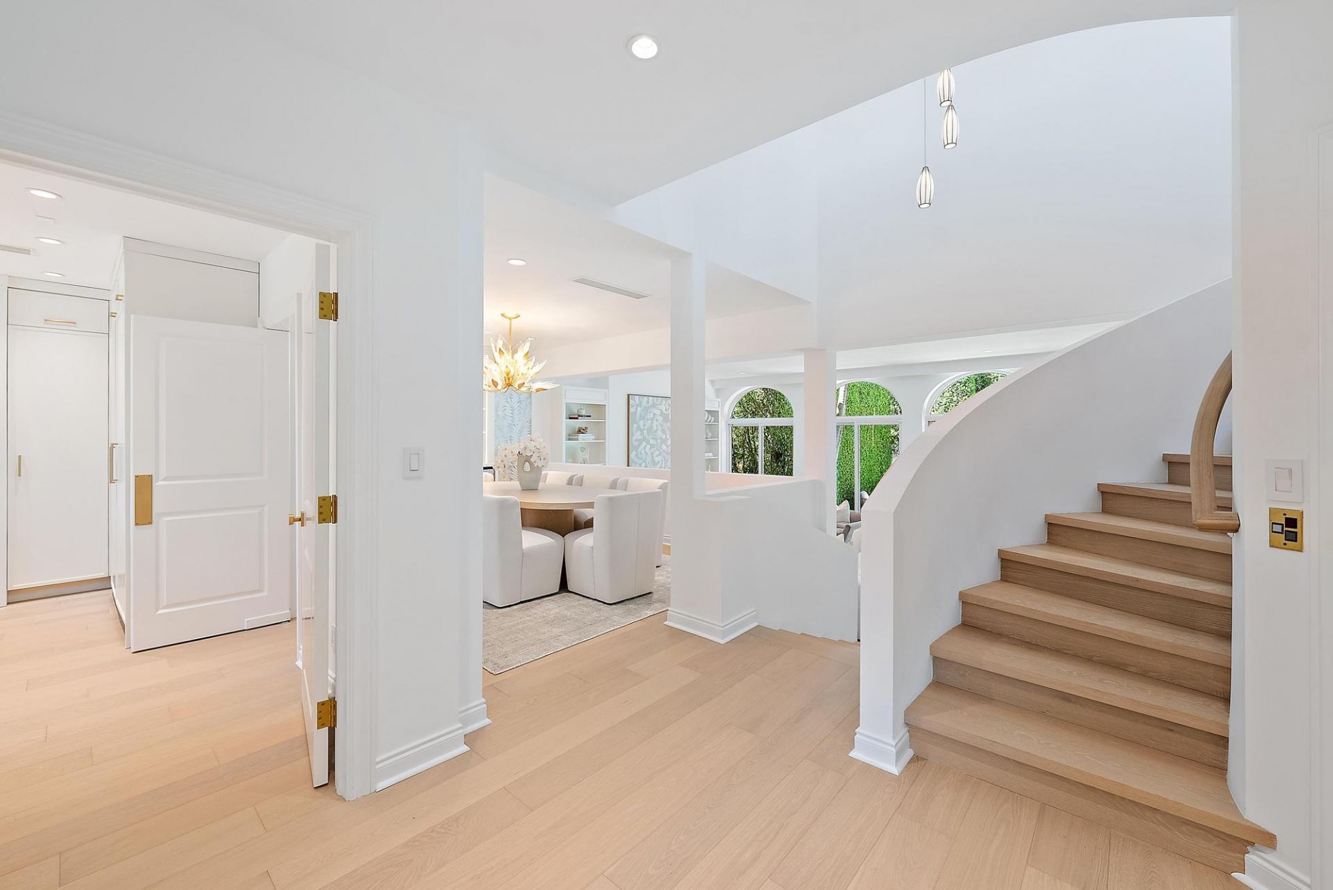 245 Everglade Avenue, Palm Beach, FL 33480 Photo