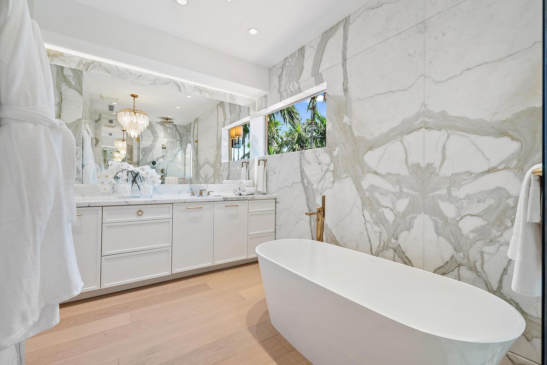 245 Everglade Avenue, Palm Beach, FL 33480 Photo