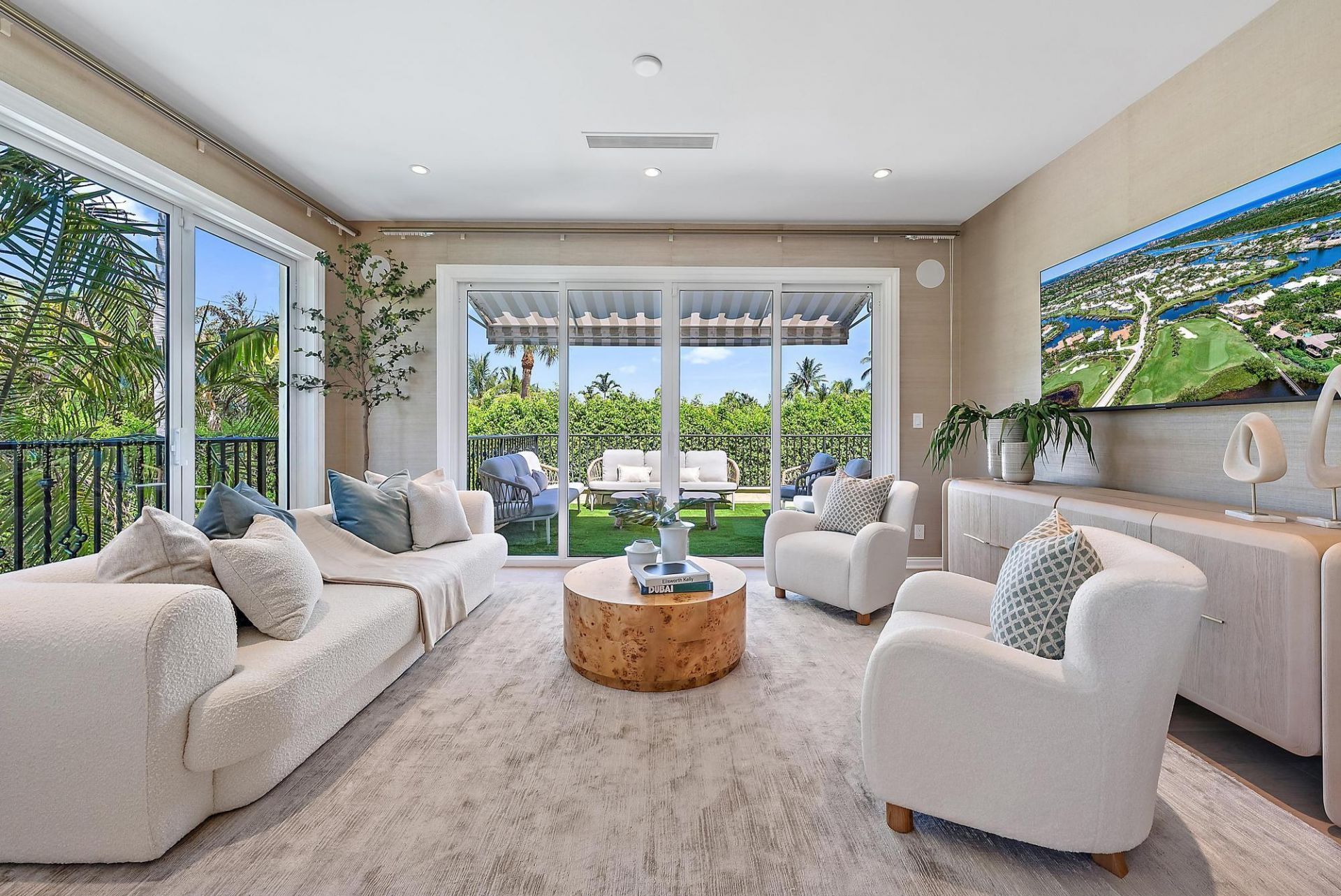 245 Everglade Avenue, Palm Beach, FL 33480 Photo