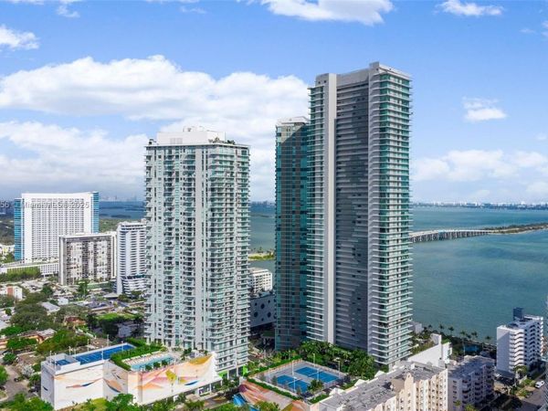 480 NE 31st St, Unit 702, Miami, FL 33137