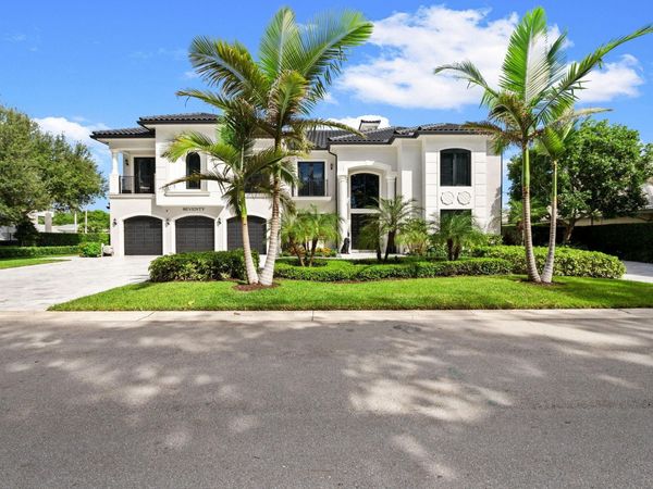 70 N Compass Drive, Fort Lauderdale, FL 33308