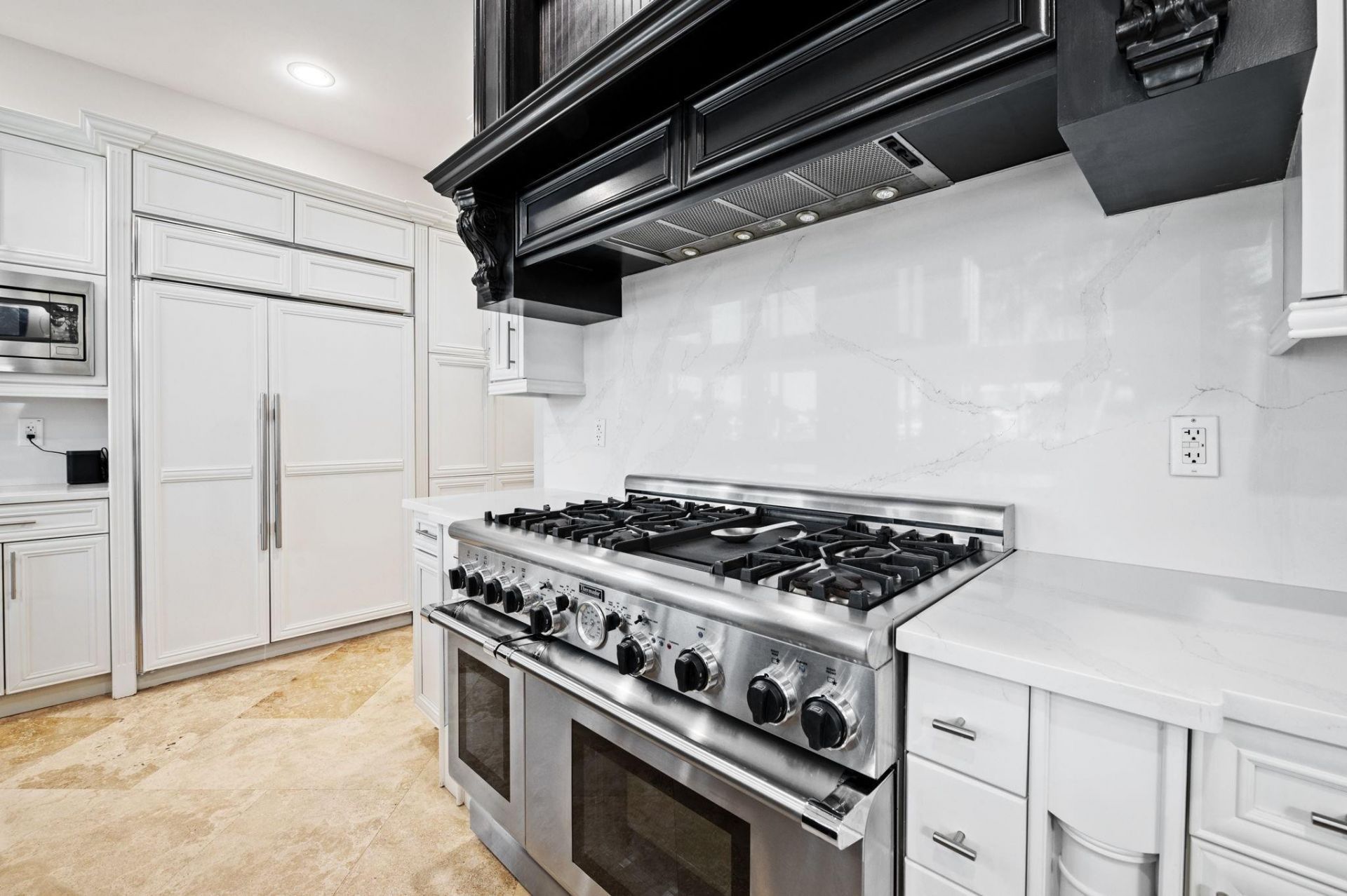 70 N Compass Drive, Fort Lauderdale, FL 33308 Photo