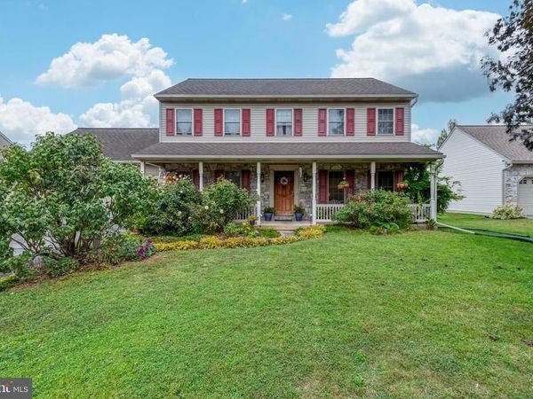 323 ENTERPRISE DRIVE, BIRD IN HAND, PA 17505