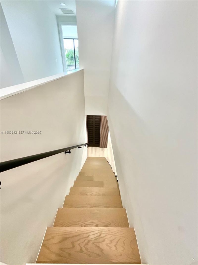 536 NW 48th St, Miami, FL 33127 Photo