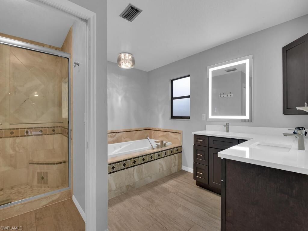 11981 Plantation Rd, Fort Myers, FL 33966 Photo