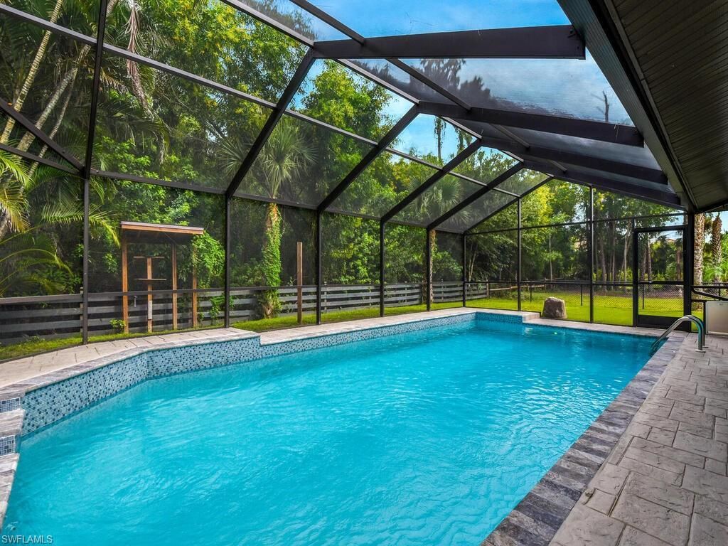 11981 Plantation Rd, Fort Myers, FL 33966 Photo