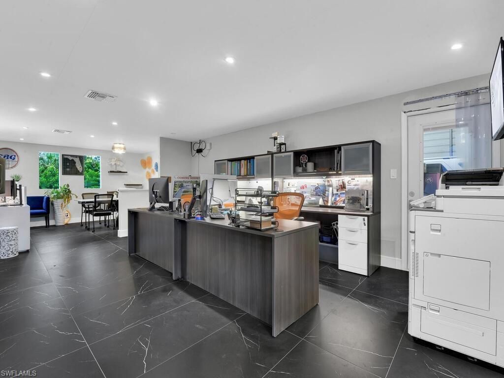 11981 Plantation Rd, Fort Myers, FL 33966 Photo