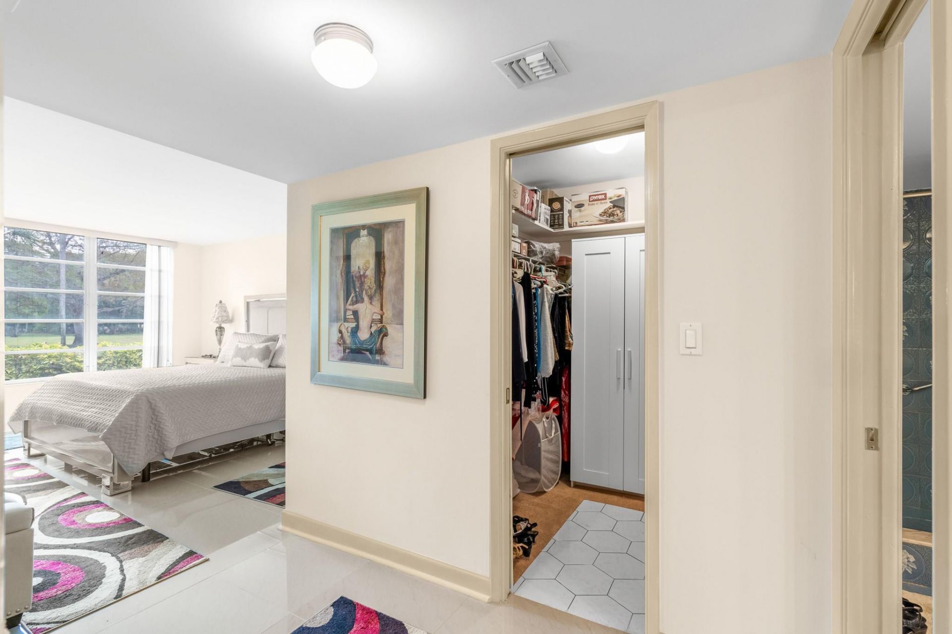 3800 Oaks Clubhouse Drive, Unit 110, Pompano Beach, FL 33069 Photo