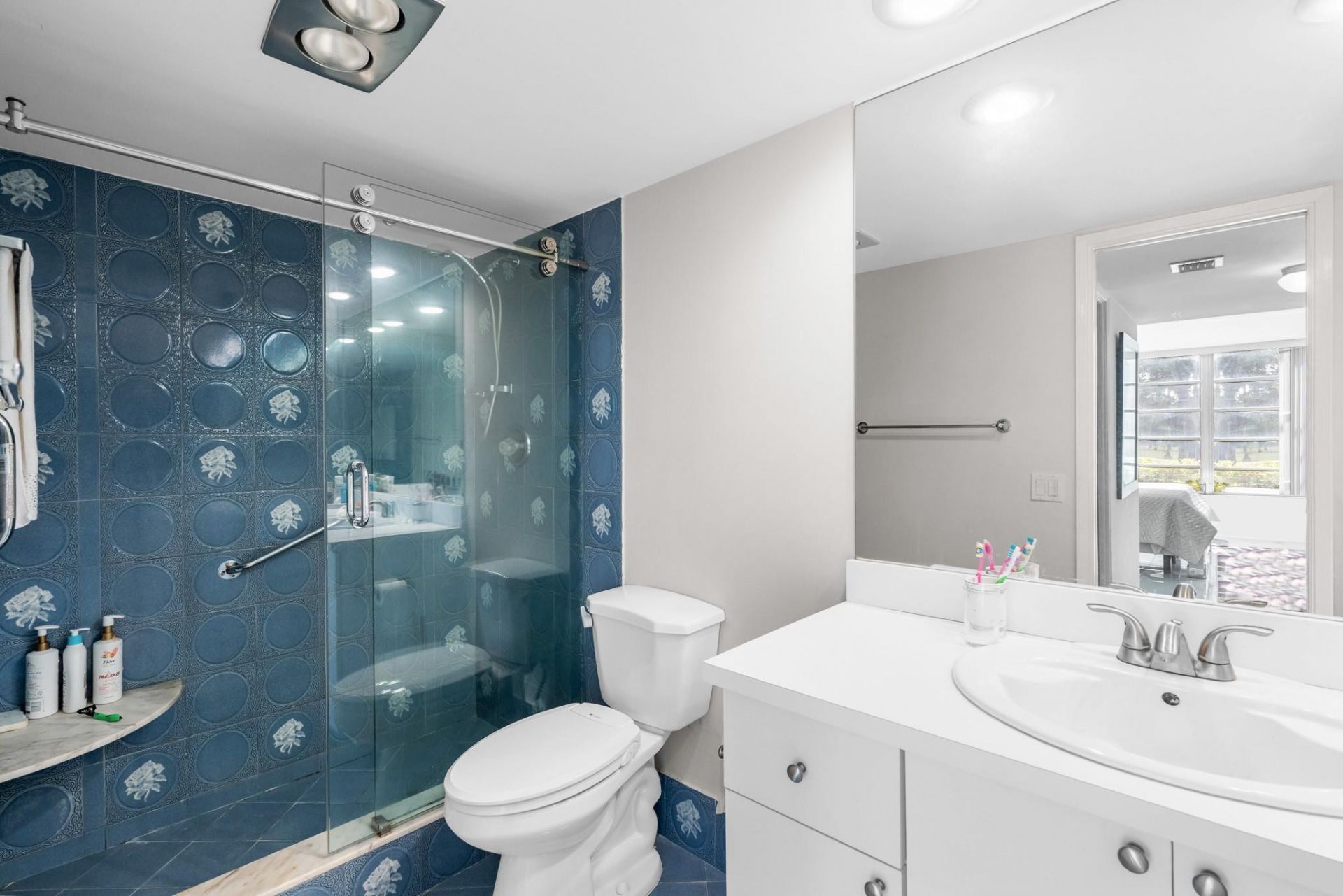 3800 Oaks Clubhouse Drive, Unit 110, Pompano Beach, FL 33069 Photo