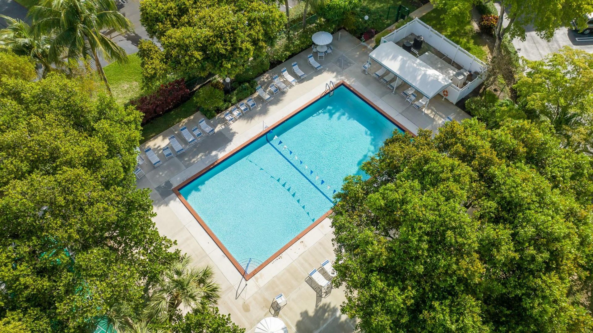 3800 Oaks Clubhouse Drive, Unit 110, Pompano Beach, FL 33069 Photo