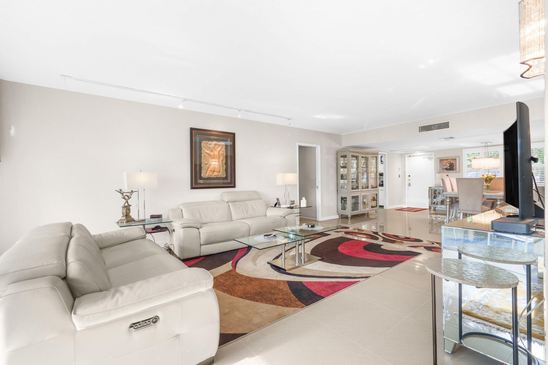 3800 Oaks Clubhouse Drive, Unit 110, Pompano Beach, FL 33069 Photo