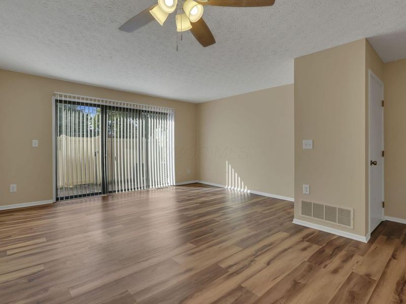 2620 Cedar Lake Drive, Dublin, OH 43016 Photo 4