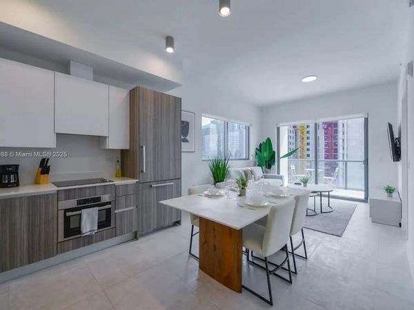 239 SW 9th St, Unit 1601, Miami, FL 33130