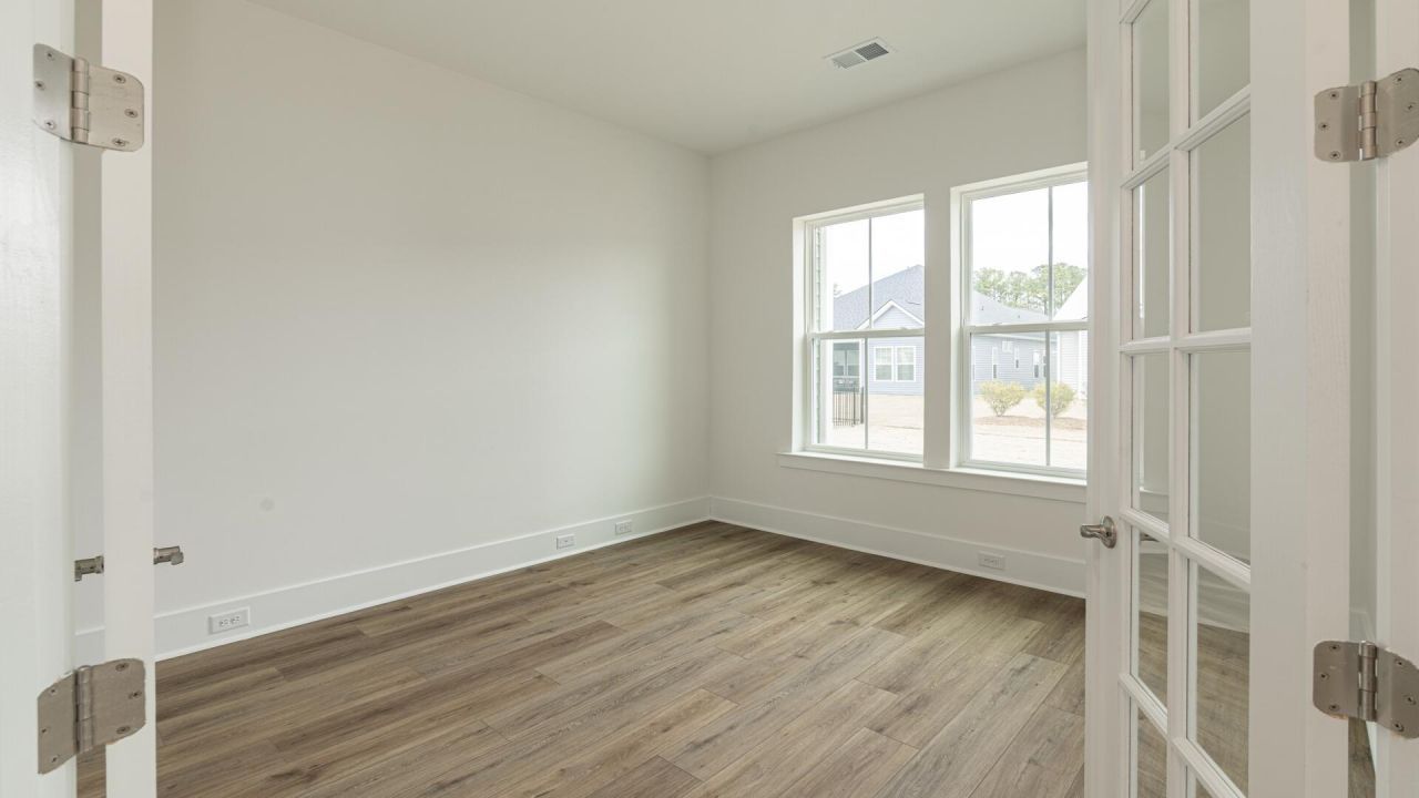 416 Evening Glow Lane Photo 10