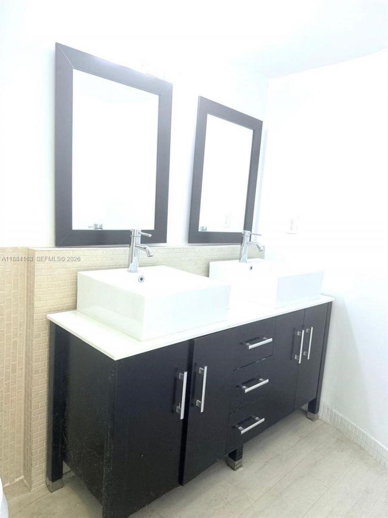 1201 NE 191st St, Unit G304, Miami, FL 33179 Photo